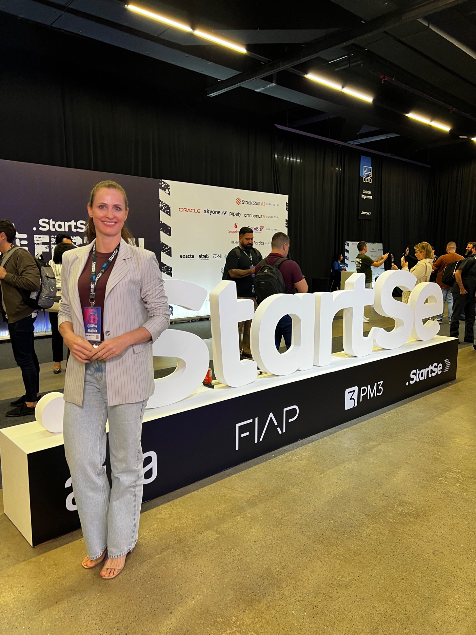 Luana no AI Festival StartSe